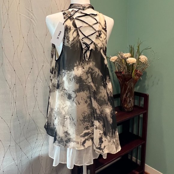 NWT APORIA.AS Black and White Mini Halter Dress Size M - Picture 3 of 5